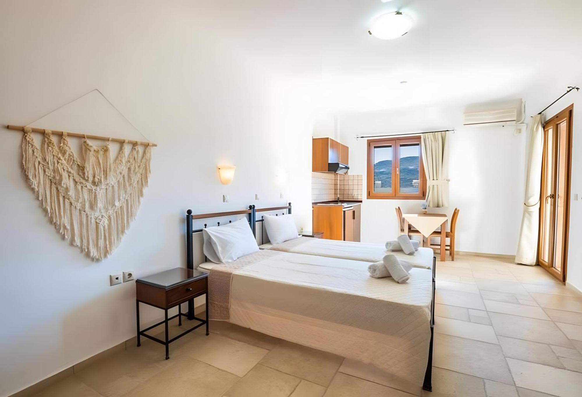 Petra Studios Karpathos Exterior foto