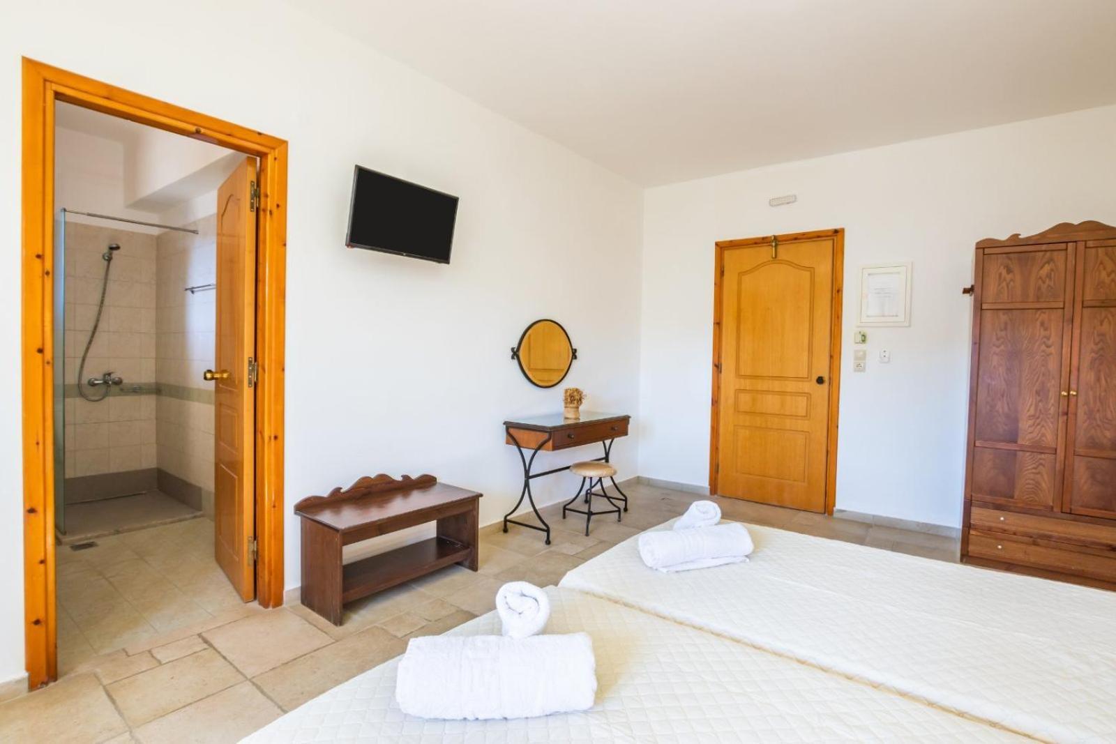 Petra Studios Karpathos Exterior foto
